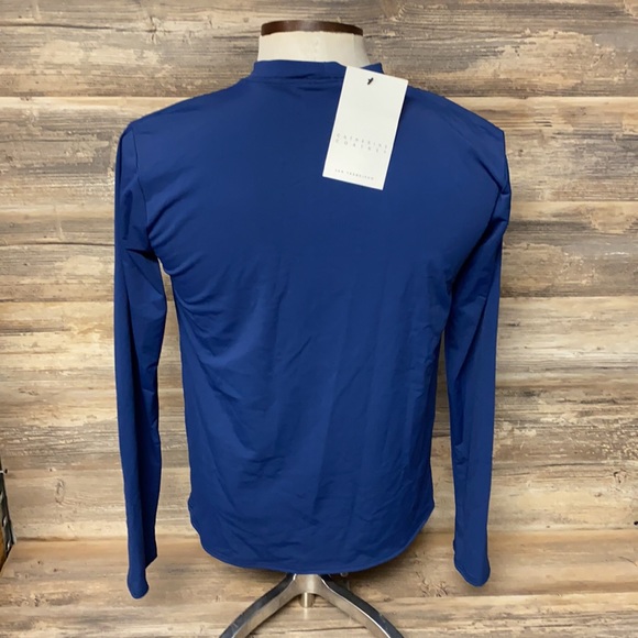 Catherine Coatney Men's Long Sleeve Blue Lycra Top NWT G2 - Picture 2 of 3